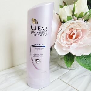 Clear Scalp & Hair Therapy Total Care Conditioner  *Nwt